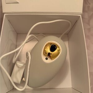 Droplette micro infusion device